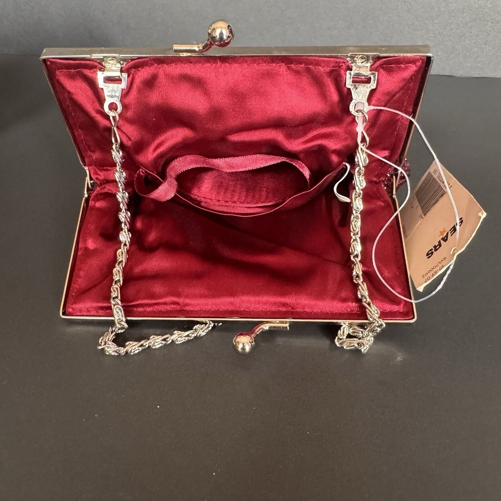Exquisite Red Hand Made Beaded Clam Shell Kids Lock Clutch Purse ~ Mirror Inside - Picture 10 of 12